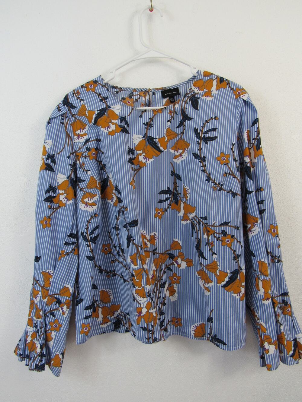 Who What Wear XXL Blue White Striped Blouse Gold and White Floral Print